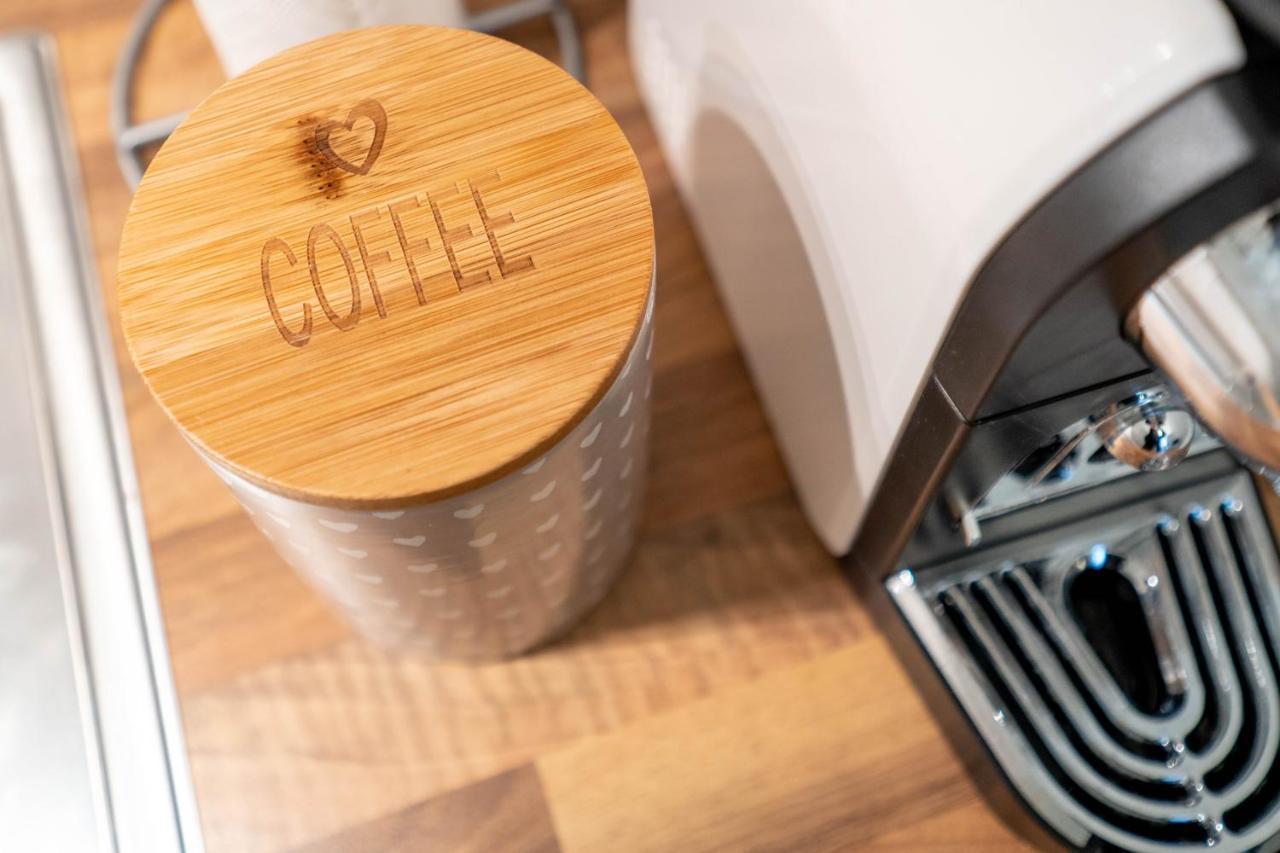 Cozy Modern Nest In The Heart Of Vienna With Netflix Apartment Ngoại thất bức ảnh